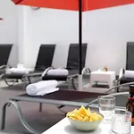 La Estrella 4 *